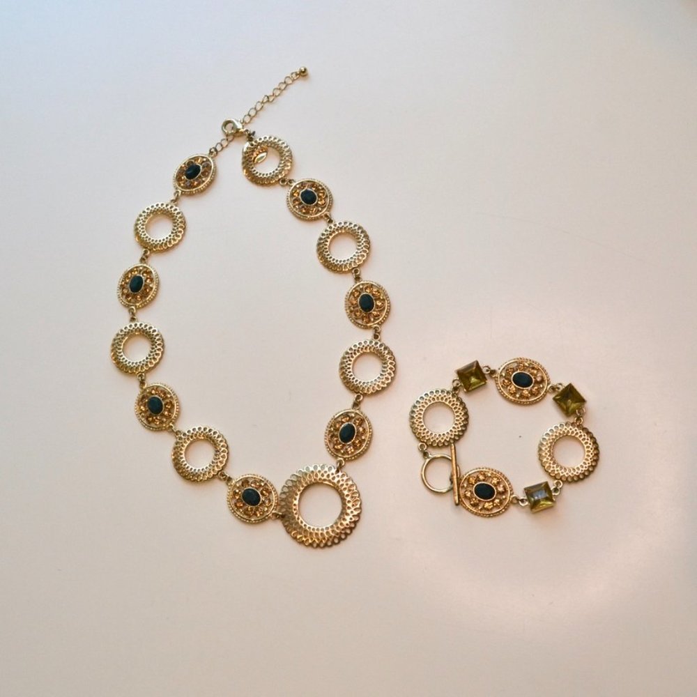 White House Black Market Necklace and Bracelet Set